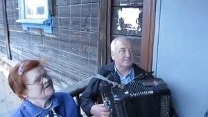 Русская народная песня под баян Виновата ли я?