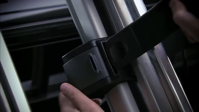 Thule Ladder Tilt 311 крепление для перевозки лестниц смотреть онлайн