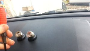 Install AUX  Mazda 5 2008