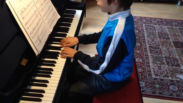 Tambourin / Tambourine / Tamburin смотреть онлайн