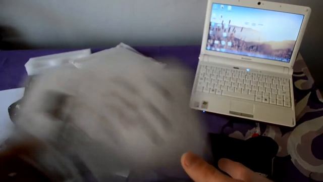 Asus external slim DVD-RW [SDRW-08D2S-U LITE] unboxing + start up