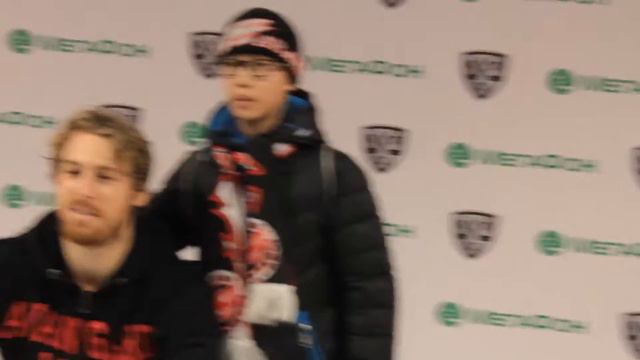 Автограф сессия Девида Бута перед матчем с Куньлунь Ред Стар 2.2.17 смотреть онлайн