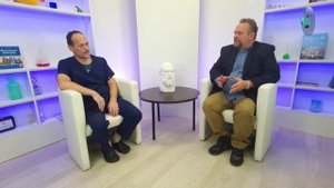 В студии "Диалогов на Летней" и.о. заведующего онкологическим отделением ЦГКБ Андрей Кустов.