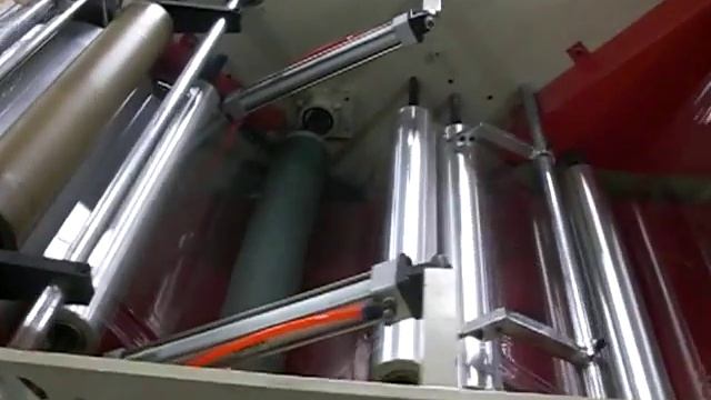 Плоскощелевой экструдер для производства стрейч пленки