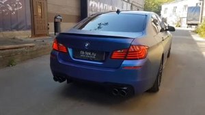 Спортивный глушитель на BMW 520i F10
