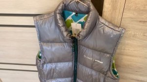 Жилет  Сбер и Сибур из переработанных пластиковых бутылок