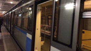 81-740/741.1 Русич На станции Комсомольская