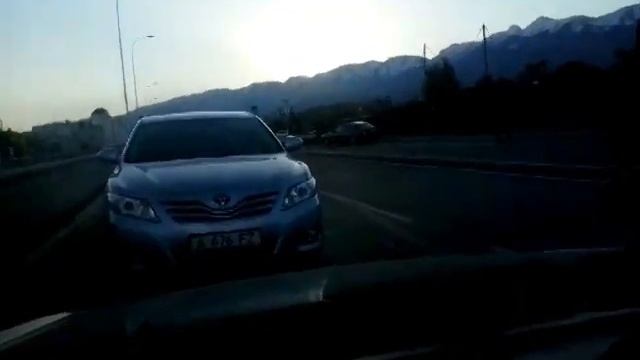 Хамы на дорогах Алматы смотреть онлайн