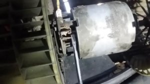 Ремонт неисправности мотора печки БМВ Е34 , Е32