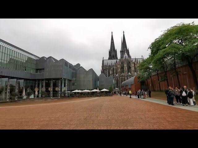 Кёльнский собор. Kölner Dom — готический собор в немецком городе Кёльне.