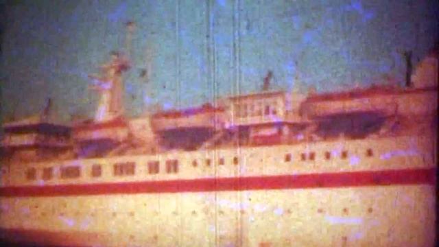 Одесский порт Теплоходы Константин Симонов и Дмитрий Шостакович2 смотреть онлайн