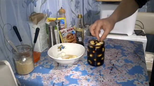 Маринованные перепелиные яйца. Marinated Quail Eggs