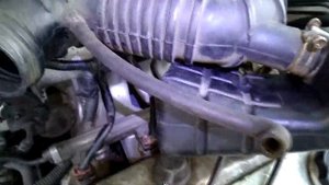 Mitsubishi Space Runner 1998 года - Топливный фильтр