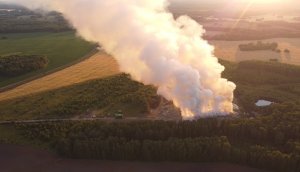 Видео Игоря Вековшинина. Пожар на полигоне ТБО в Мыльниках