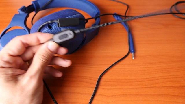 LOGITECH G433: GAMING MODULARE! смотреть онлайн