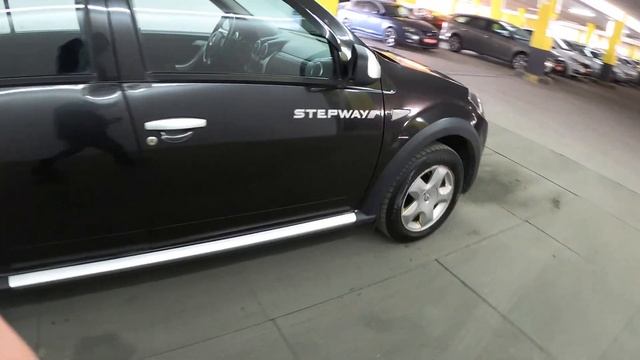 Renault Sandero II Stepway 1.6 MT 82 л.с. 2013