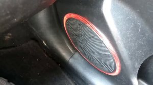 2011 Kia Forte Koup Blinking speaker