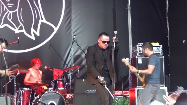 Последние танки в Париже (ПТВП) - Чёрный пиар @ Motherland Summer 2018 Москва 21.07.2018