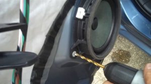 Toyota Rav4 Front Speaker Removal and Replacement