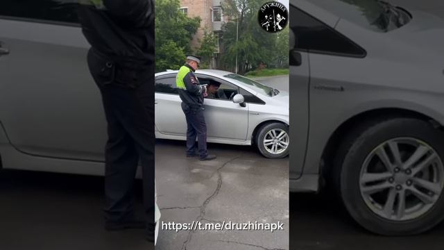Рейд полиции при содействии ДНД в районе рынка Спортивный, Владивосток 7.06.2024 #мигранты #нелегал