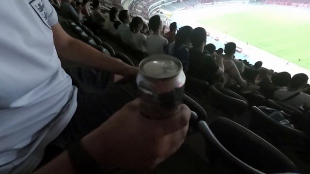 Cracking Open a Cold One with the Boys (YI 4K+) смотреть онлайн