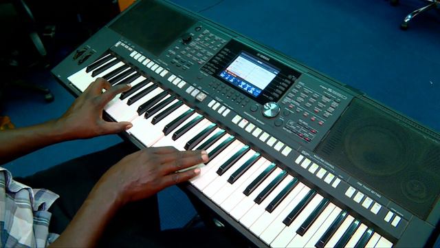 SALAMU MAMA WETU MARIA PSR 950 смотреть онлайн