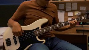 4 MUST KNOW Billy Sheehan Basslines