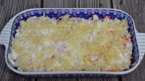 Салат Нарцисс с крабовыми палочками