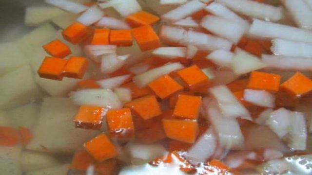 Суп с рыбными консервами