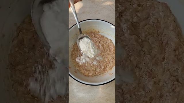 Очень вкусные сочные, румянные куриные оладьи. смотреть онлайн