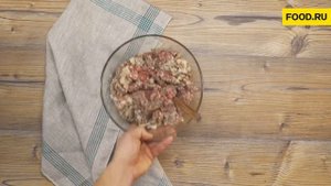 Колбаски из фарша в духовке | Рецепты Food.ru