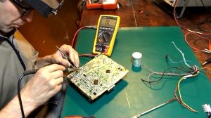 Ремонт автомагнитолы Panasonic CQ-C1330NE. Не включается. Часть 2.0