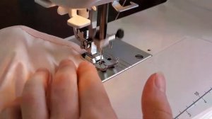 Простынь на резинке в детскую стандартную кроватку. Мастер класс.