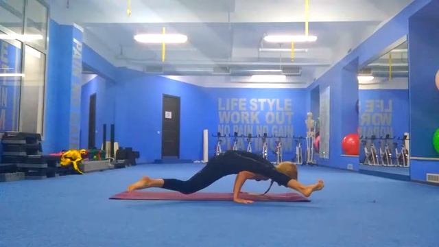 Каундиасана смотреть онлайн