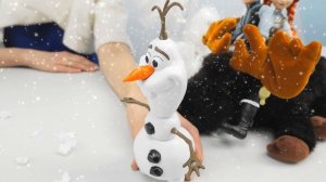 Видео для детей: Холодное Сердце - Анна Кристоф и Олаф спасают Эльзу из ледяного плена Леди Зимы