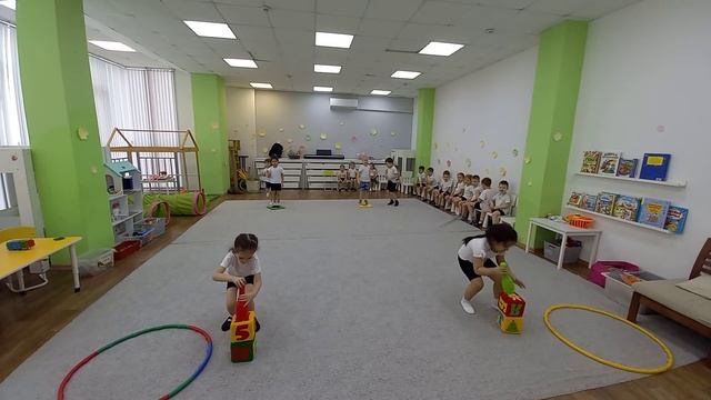 Коллективная работа. Физкультура. Детский сад. смотреть онлайн