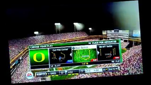 NCAA Football 11 (PS3) смотреть онлайн