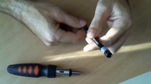 Реверсивная отвертка, отвертка с трещоткой