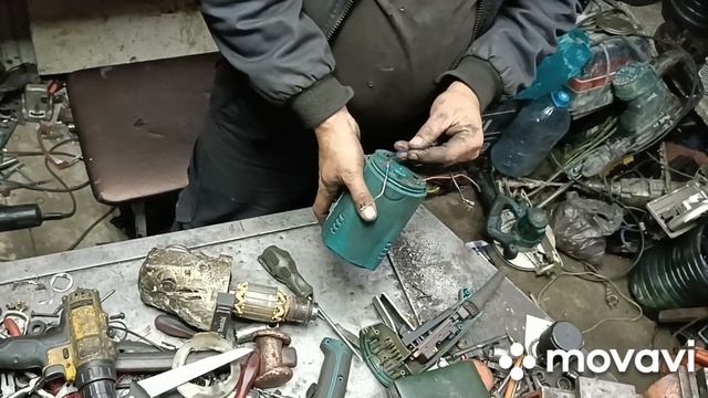 Makita GA9020 восстанавливаем статор после варварского снятия смотреть онлайн