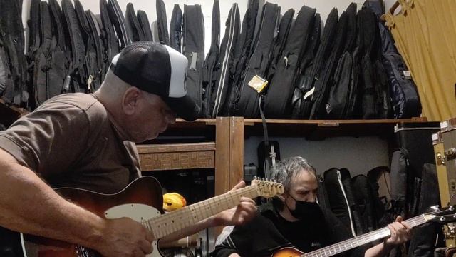 FENDER TELECASTER AMERICAN DELUXE USA смотреть онлайн