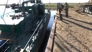 Земснаряд ЛС 27 М 1400/40 ЛАГУНА, спуск на воду.