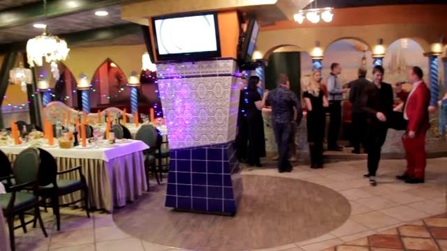 Серверовка стола в ресторане "Фигаро" смотреть онлайн