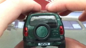 Chevrolet Niva (ВАЗ-2123) CARARAMA 1/43