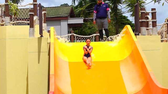 НОВЫЙ АКВАПАРК ПХУКЕТА. Andamanda Phuket. July 2022 смотреть онлайн