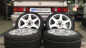 Mercedes W 201 2,5 Turbo Evo 2 Umbau Projekt Folge 8 Göckel Bodykit DTM 190 Neue Felgen & Reifen