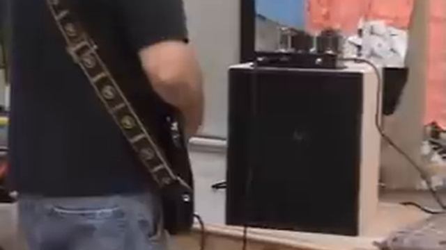 Guitar Amp made from a Hammond AO-44 organ reverb amp смотреть онлайн