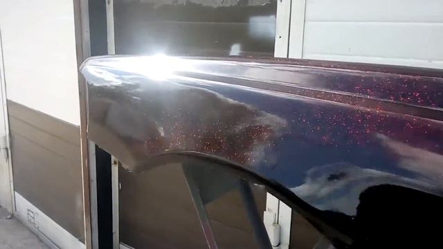 Красные флэйки на чёрной база. Эксперимент под следующий проект. смотреть онлайн