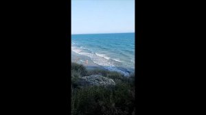 Далёко, далёко за морем.  04. Вода камень точит