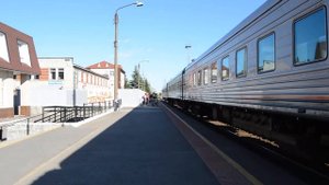 Прибытие ТЭП70БС-296 с поездом 353 Пермь - Адлер на станцию Димитровград