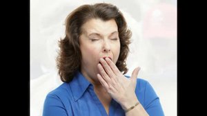 ПОЧЕМУ ЛЮДИ ЗЕВАЮТ? ПОЧЕМУ ЭТО ЗАРАЗНО? WHY DO PEOPLE YAWN ? WHY IS IT CONTAGIOUS?